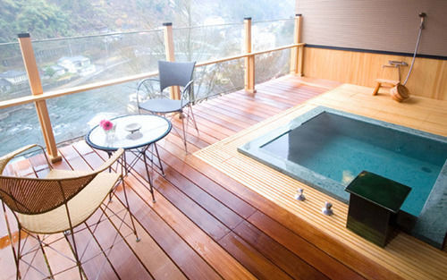 Shinshiyo Hotell Hita Eksteriør bilde